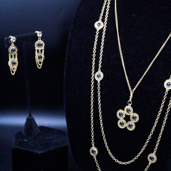 Celebrity NY Signed Designer Graduating Bezel Gold Tone Necklace Set - Picture 8 of 11